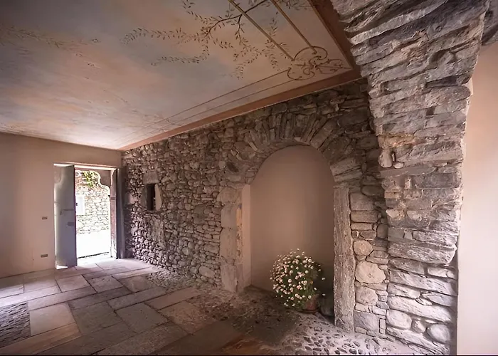 In Di Bedero - Via Roma 53 Apartment *